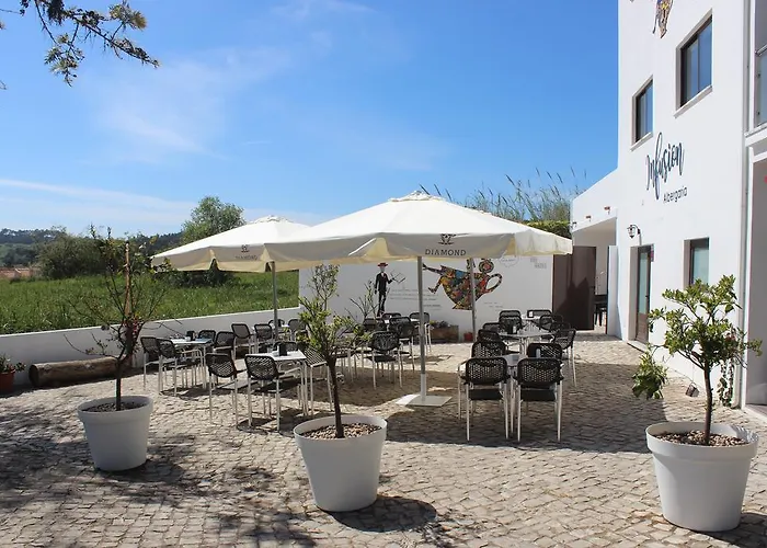 Infusion 招待所 3*